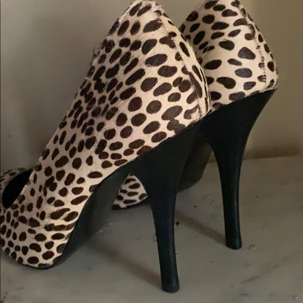New Animal print heels 8